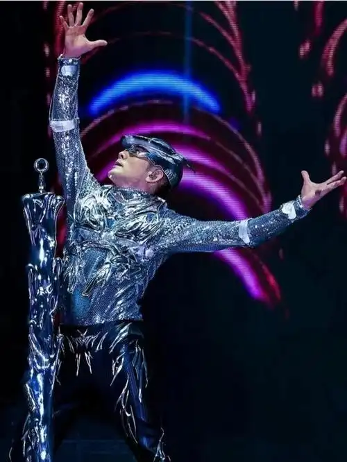 舞林王者郭富城世界巡回演唱会12月30日闪耀泉州