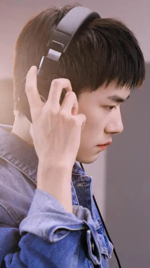 易烊千玺 - 堆糖,美图壁纸兴趣社区