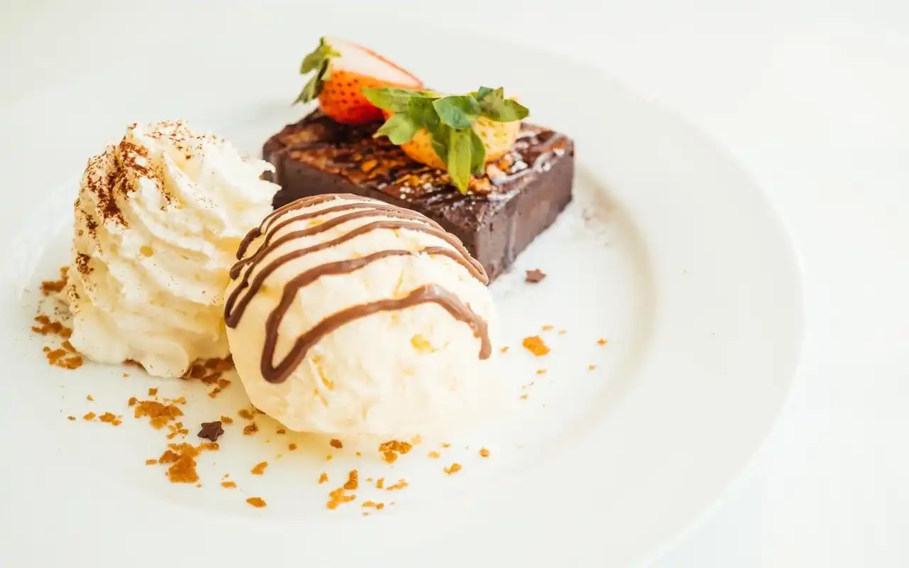 夏季甜品冰淇淋唯美高清桌面壁纸