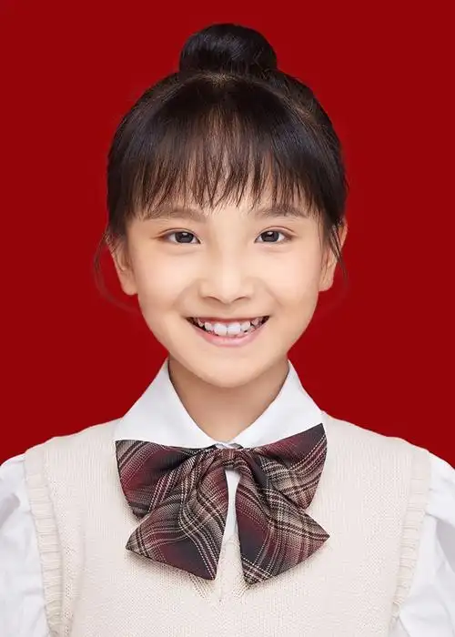 小学:柯澜林铭其,男,2009年10月出生,晋江市第五实验小学五年级学生