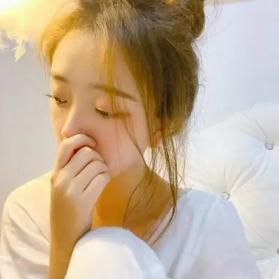 丸子头高冷女头