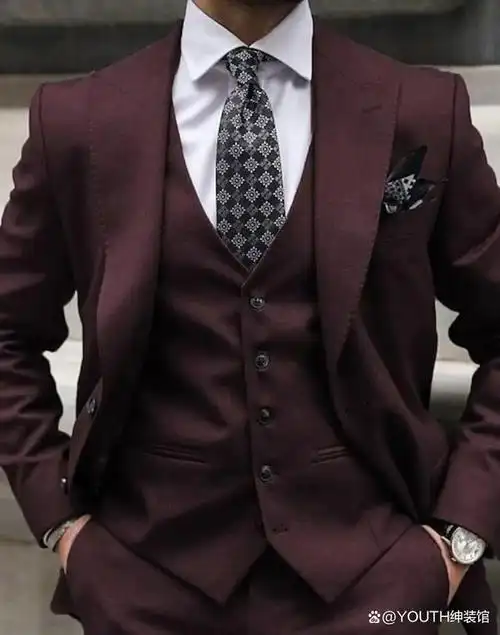 高管男士衣橱必备8款高级定制西装搭配技巧