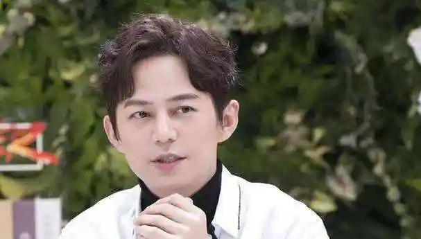 何炅断背门天涯