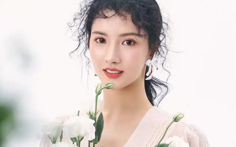 刘些宁美女壁纸-美女壁纸-高清美女图片-第7图-娟娟壁纸