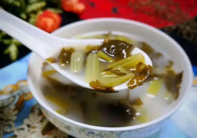 用90岁老奶奶的方法做浆水,清亮酸爽,放一个月不长毛不发臭!