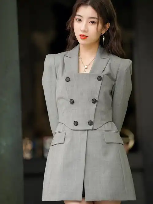 西装裙也太美了