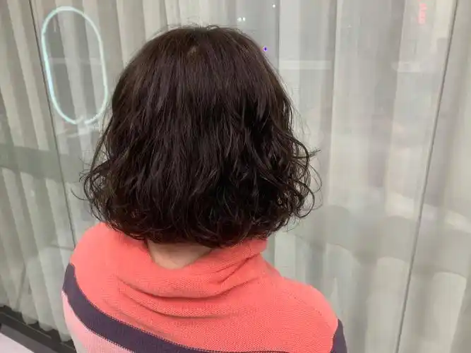 慵懒法式短发烫