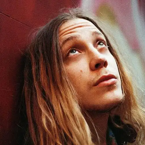 新晋灵魂歌手isaac gracie来为你的4月"吟诗"啦!