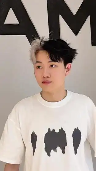 w嘉尔同款#阴阳头#成都男士发型