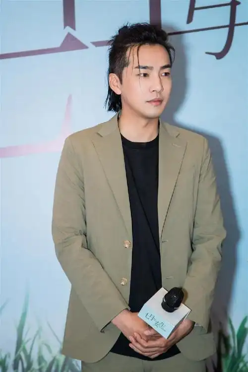 《七月与安生》粉丝答谢会 沈月邹廷威与陈都灵"隔空"趣聊