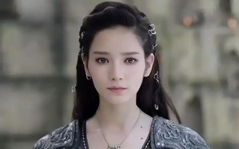 女演员牛仔裤系列——代斯