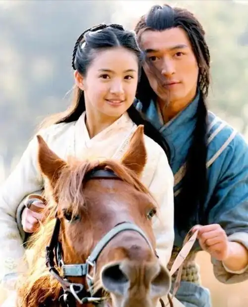 林依晨入驻短视频平台婚姻状况成谜经纪人对岸网友想太多