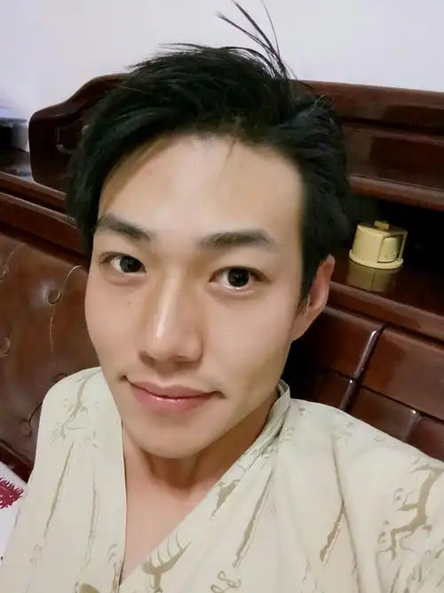 男人应如何自拍?