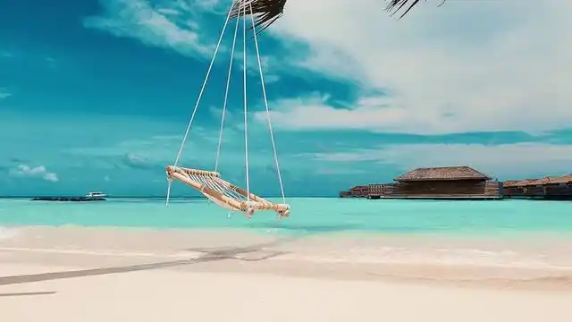 秋千视频素材4k海边的秋千唯美小清新