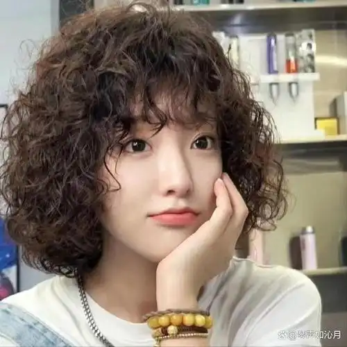 哪种烫发效果好?一篇文章给你讲清楚!