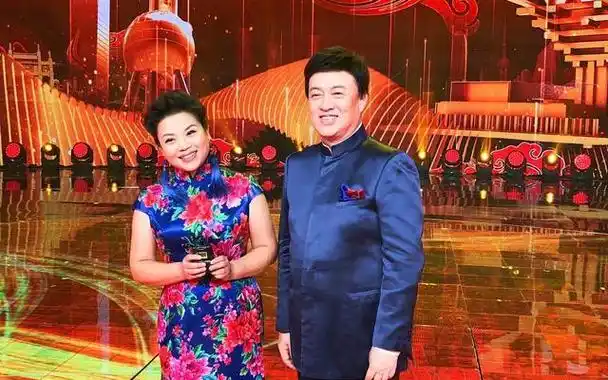 回顾吕继宏63岁未婚无儿无女却和不婚不育的张也在一起21年