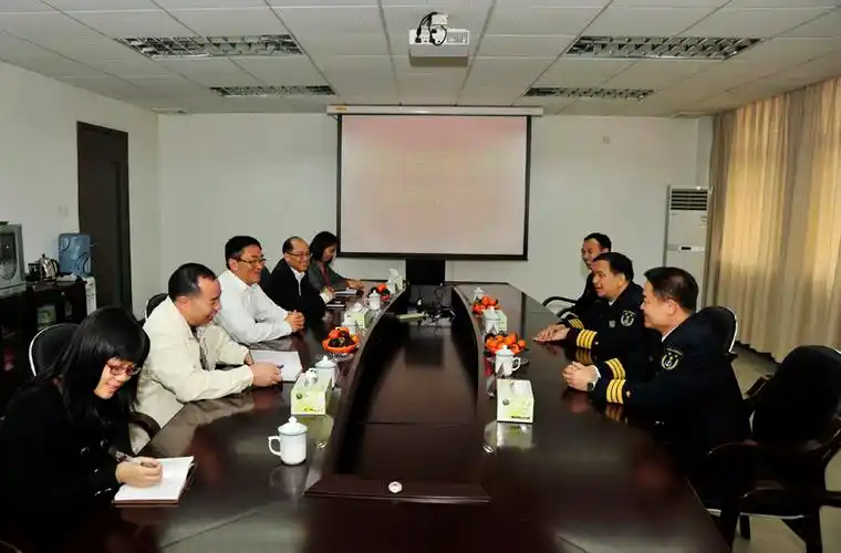 虎门沙角部队周建红政委一行来我院交流工作