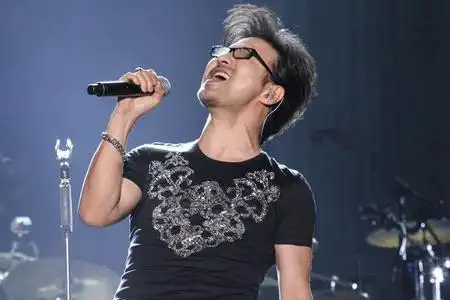 图中国好声音汪峰春泥新演绎歌声充满爆发力