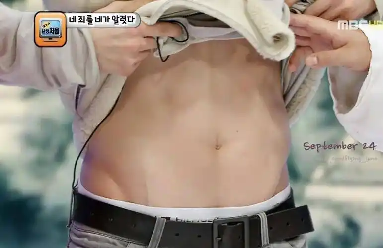 nichkhun 尼坤 我男人的人鱼线