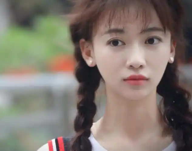 吴谨言个人资料简介大全(吴谨言,终为自己的狂妄付出了代价)