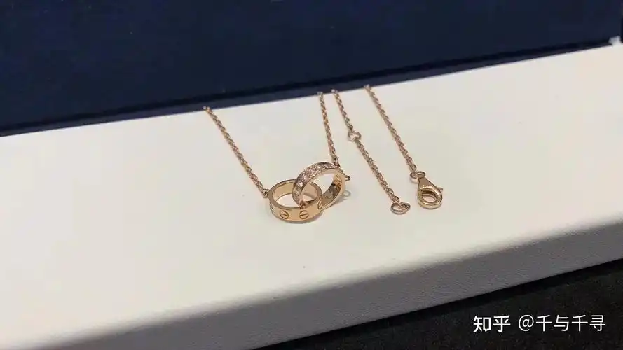 3,卡地亚双环项链有接口吗?