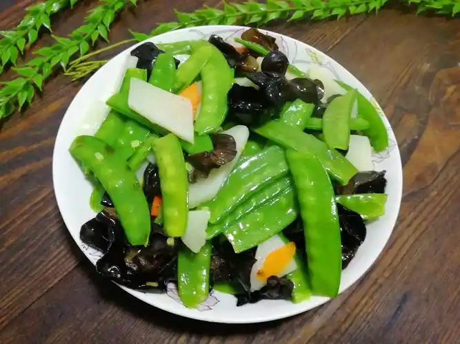 原创东北普通人家的除夕年夜饭,18个菜,下酒硬菜多,你喜欢吗?