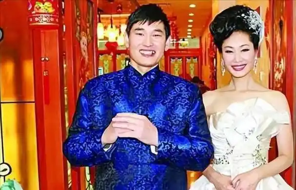 于文华摊牌!承认与朱之文存在特殊关系,原来我们一直蒙在鼓里!