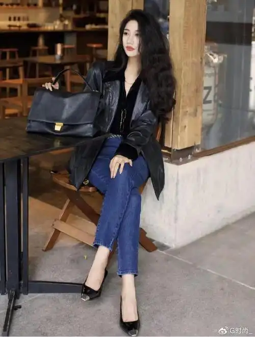 26套秋冬高级感皮衣搭配,时髦又好看|棕色|复古|牛仔裤_新浪新闻