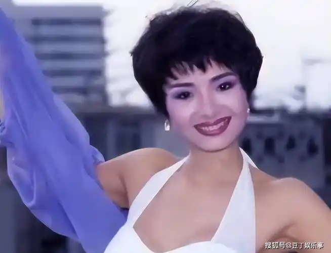 风月片女王叶子楣,至今坚持不婚不育,年近60岁的她过得咋样?