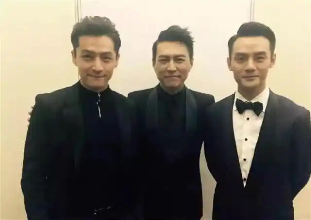 靳东晒出与胡歌合影,五年已经过去,三兄弟却缺少一人