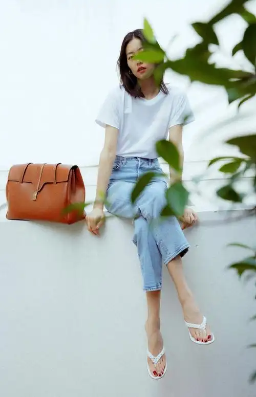 刘雯清凉夏日休闲风写真图片44