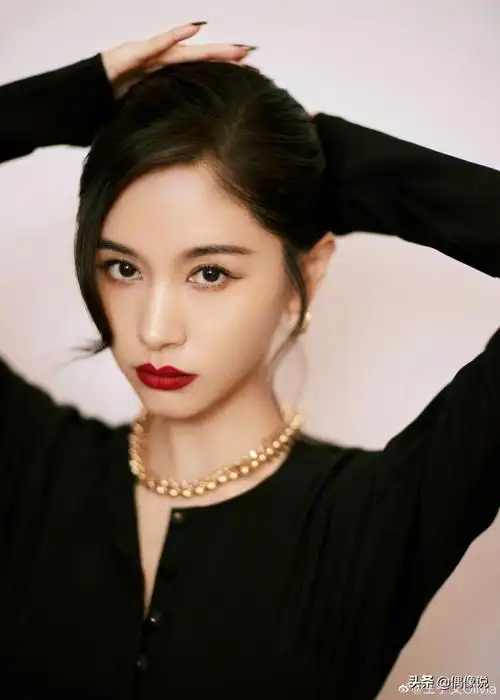 王子文吴永恩官宣恋情后合体走红毯又牵手又搂腰身高差好甜