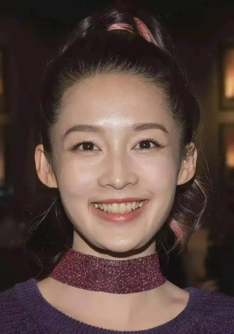 生图镜头下的李沁,让我明白了什么叫"天生主角脸"!