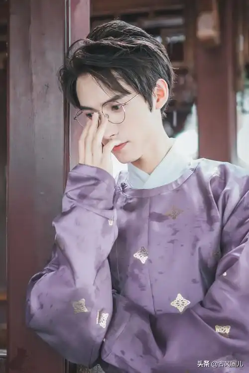 汉服国风美少年,带你看看高颜值的古风小哥哥!你爱了吗?