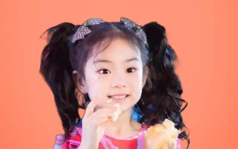 戚薇女儿国籍曝光,既不是中国籍也不是韩国籍,网友:情理之中#戚薇 #李