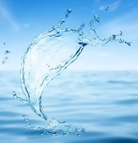 ps快速抠出半透明的喷溅水花素材并更换任意背景教程"