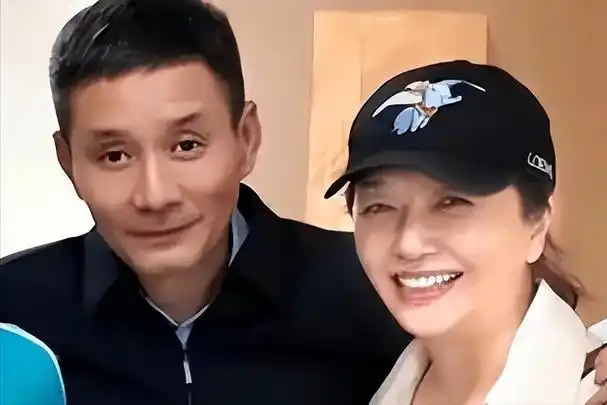 江珊:与高曙光闪婚,与靳东在一起五年,今被田小洁宠成宝_感情_男人