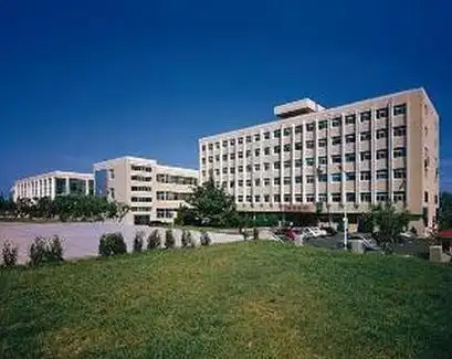 新疆工业职业技术学院(全日制普通专科高校)_摘编百科