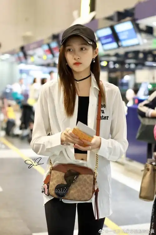 关晓彤的私服穿搭是不是还可以图多流量慎入