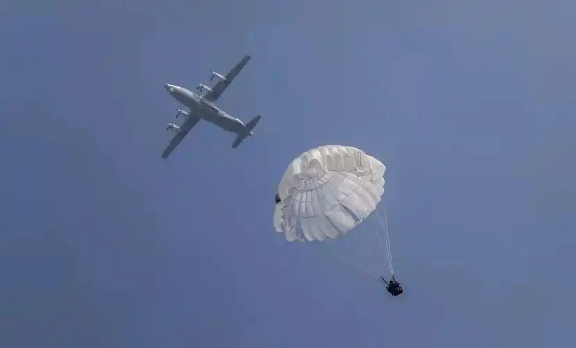 全天候全要素空降空投训练