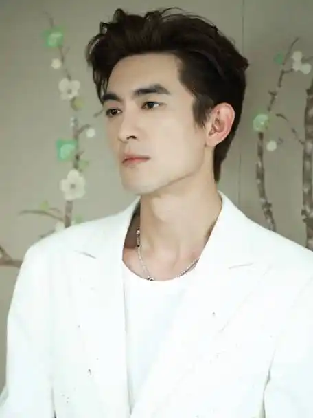 林更新#林更新营业日记#林更新工作室的微博视频