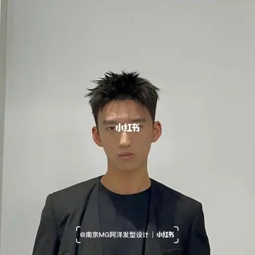 男生超帅前刺发型!不需要烫,好打理!