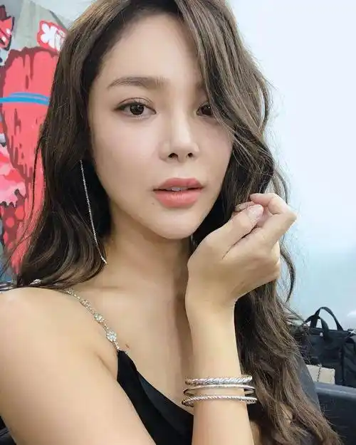 朴诗妍写真赏_魅力_舞台_幸福感