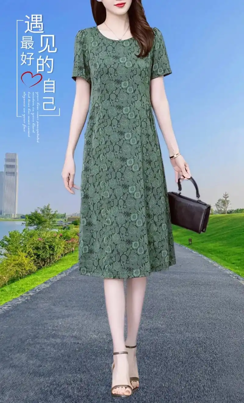 谁穿谁好看 姐妹们～这款洋气真丝连衣裙太美了!