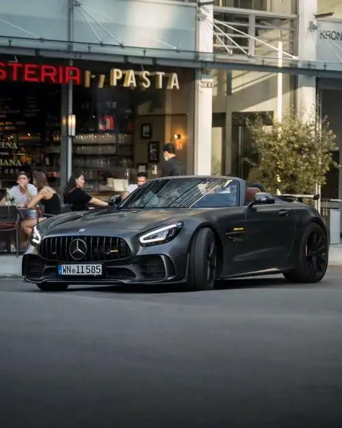 敞篷amggtrroadster