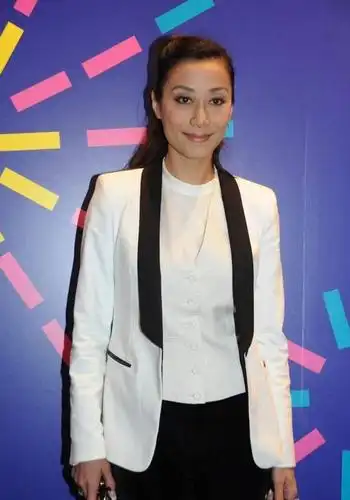 59岁香港名媛张天爱罕有提及四段失败婚姻,最感谢林青霞照顾女儿