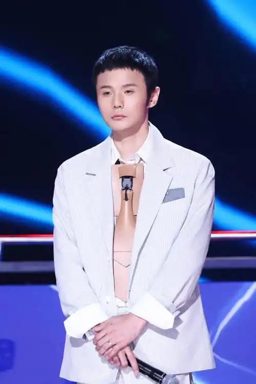 2021中国好声音周五开播那英汪峰李荣浩李克勤任导师张碧晨吉克隽逸等