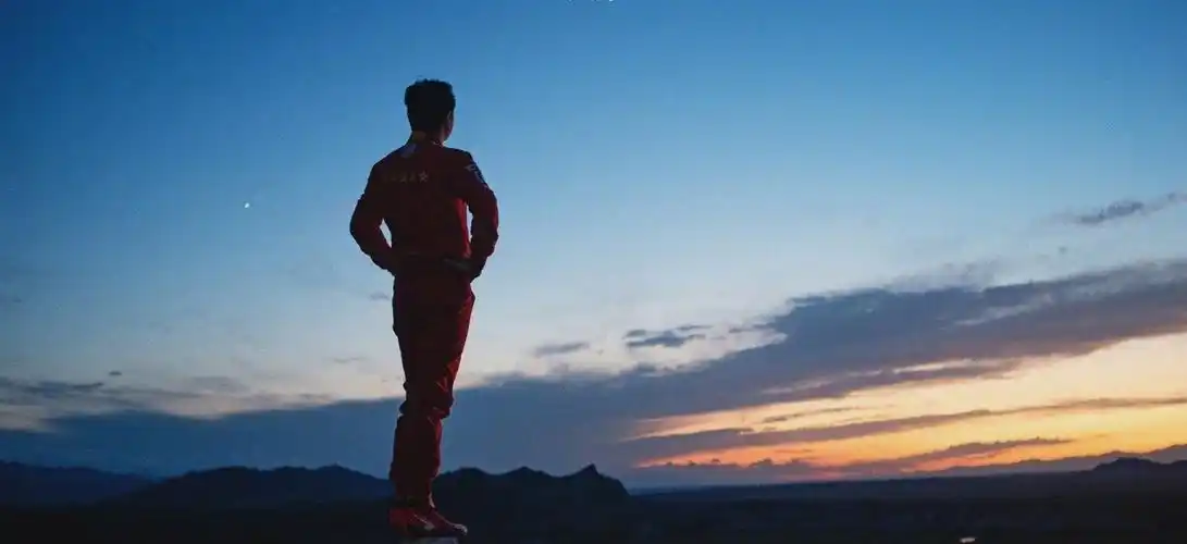 冯仑巴结群众重用自己