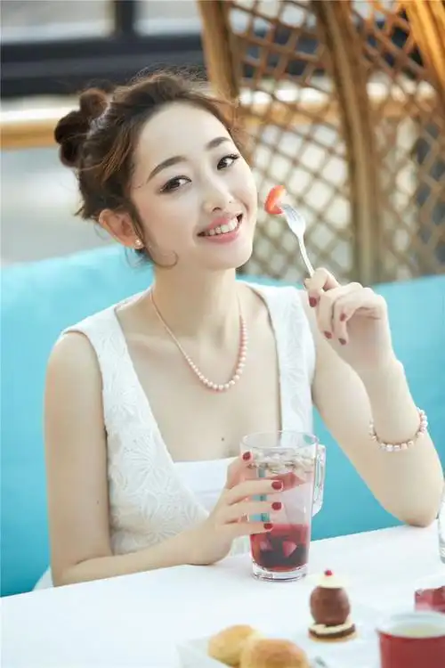 性感女神蒋梦婕,美得如此迷人|李沁_网易订阅