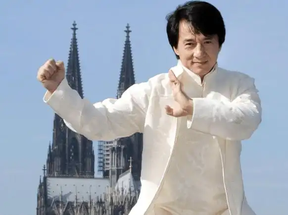 洪金宝坦言:我捧红的巨星都请不起了,只有一个人还能随叫随到_刘德华